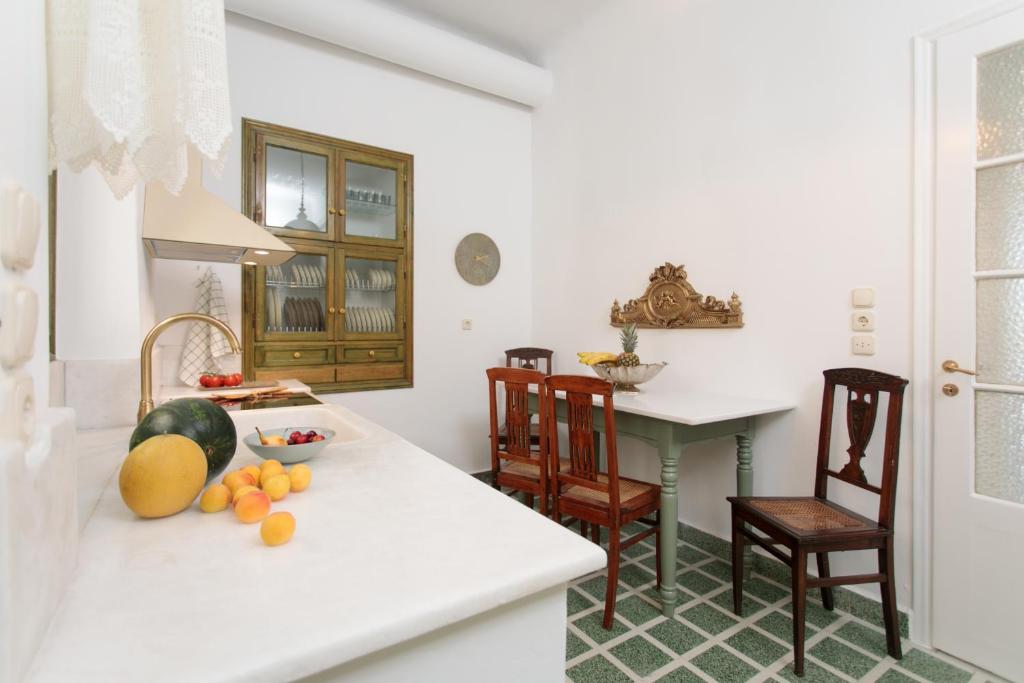 Posedenie v ubytovaní Alma Libre Villas Chora