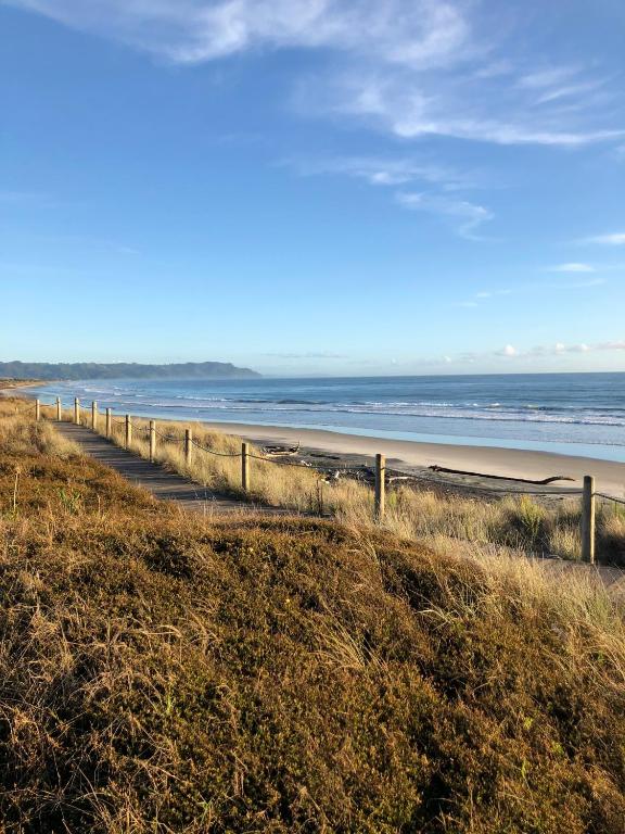 Bowentown Beach Holiday Park - Resim 15