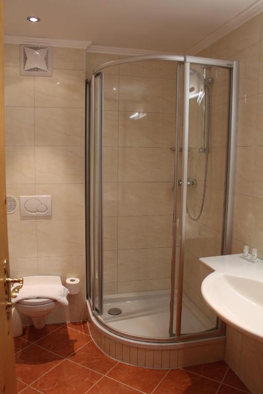 Koupelna v ubytování Hotel Grafenwirt