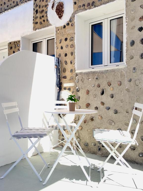 Kampanelia Village Suites - 14