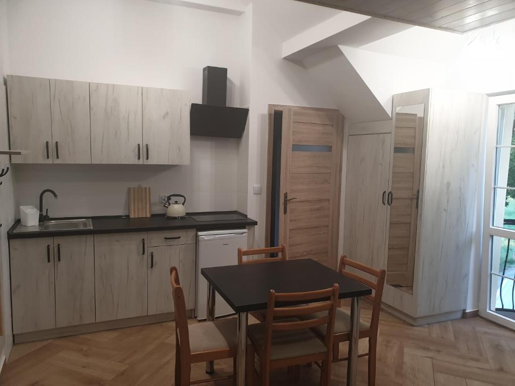 Gospodarstwo agroturystyczne ,, Pod Dębem'' - Triple Chambre Avec Salle De Bain Privée
