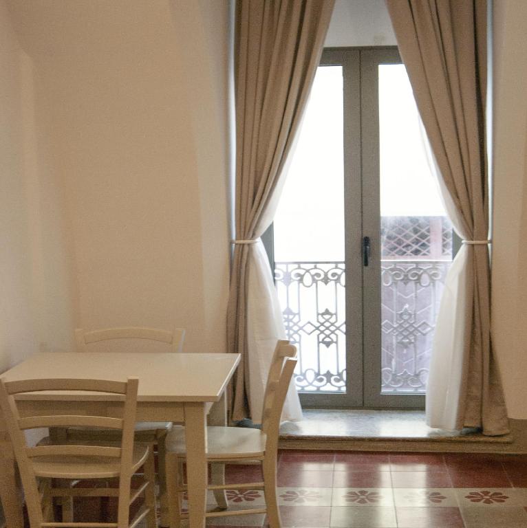 Fotografia z galérie ubytovania Le Finestre Su Porta Carrese - Luxury Rooms v destinácii Matino