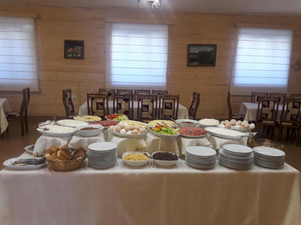 Jídlo v hotelu nebo okolí