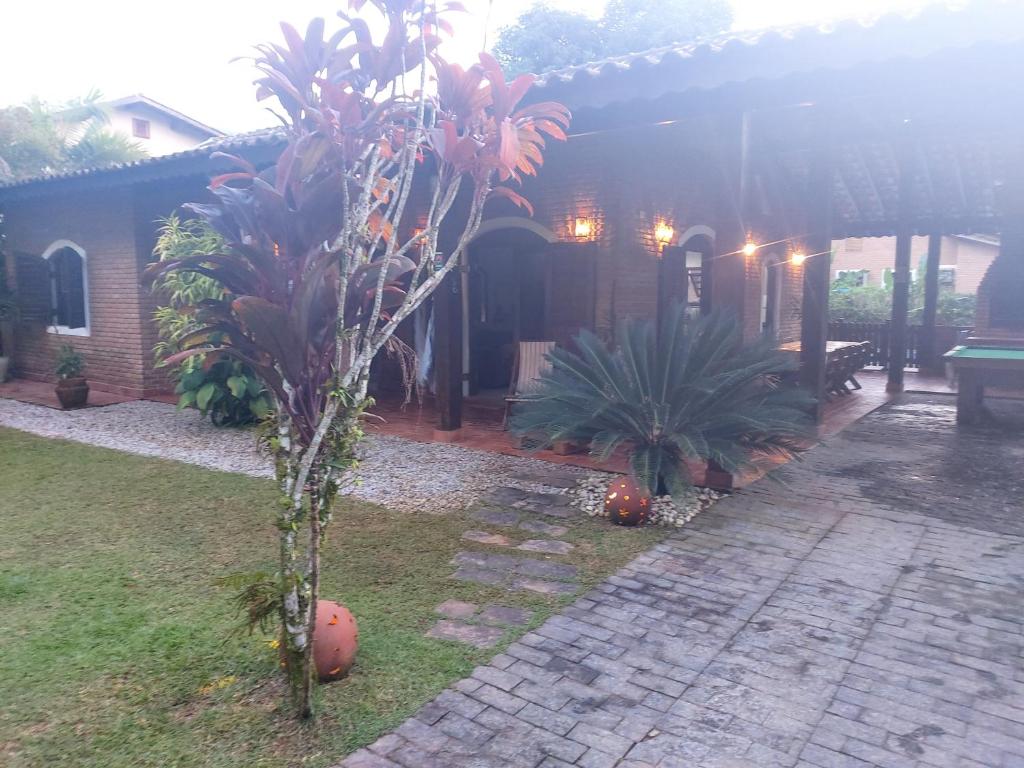  Casa na praia de Itamambuca na cidade de Ubatuba