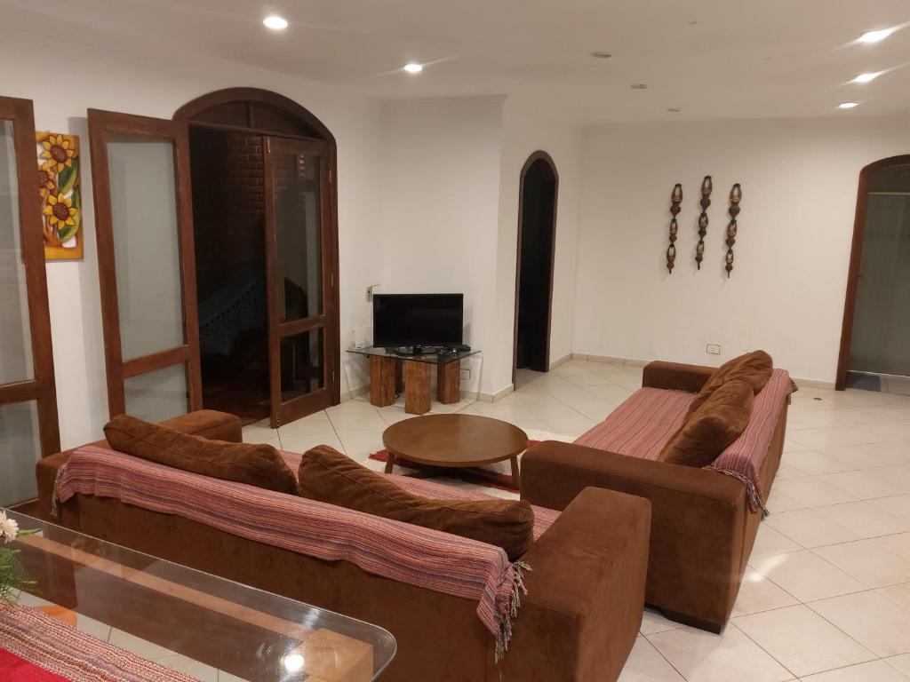  Casa na praia de Itamambuca na cidade de Ubatuba