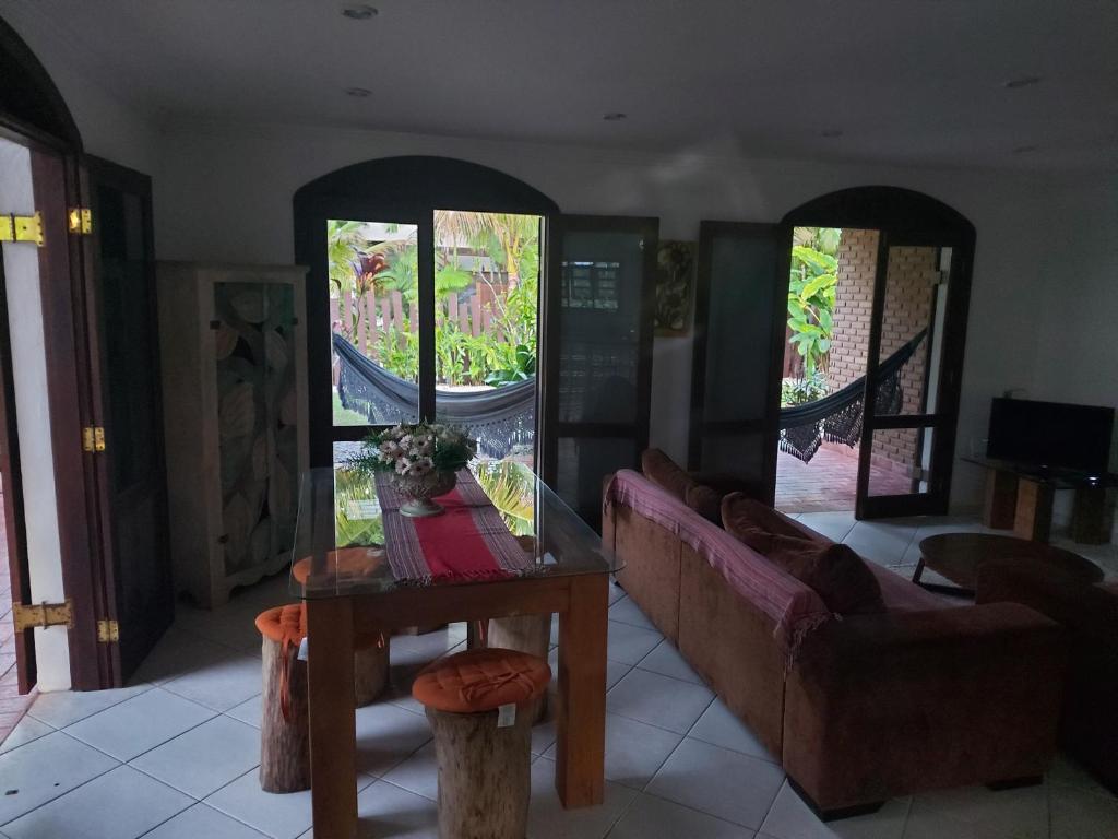  Casa na praia de Itamambuca na cidade de Ubatuba