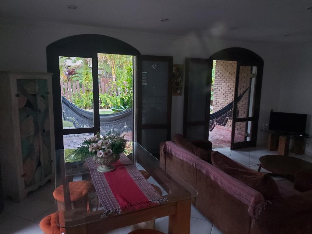  Casa na praia de Itamambuca na cidade de Ubatuba