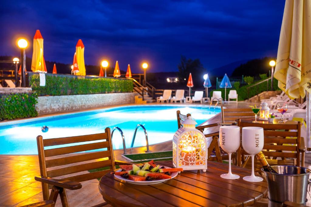 Bazén v ubytování Spa Hotel Aspa Vila nebo v jeho okolí