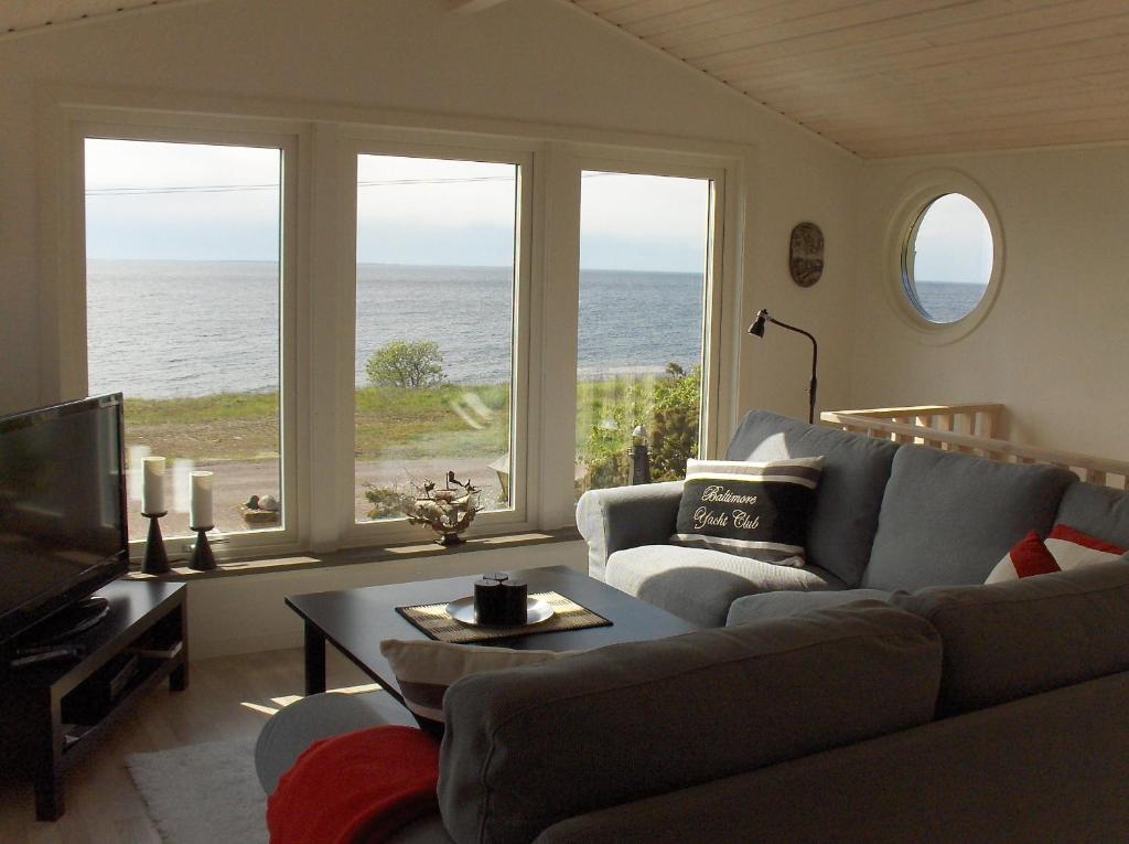 Posezení v ubytování Strandvillan, Öland - fantastiskt läge nära havet!