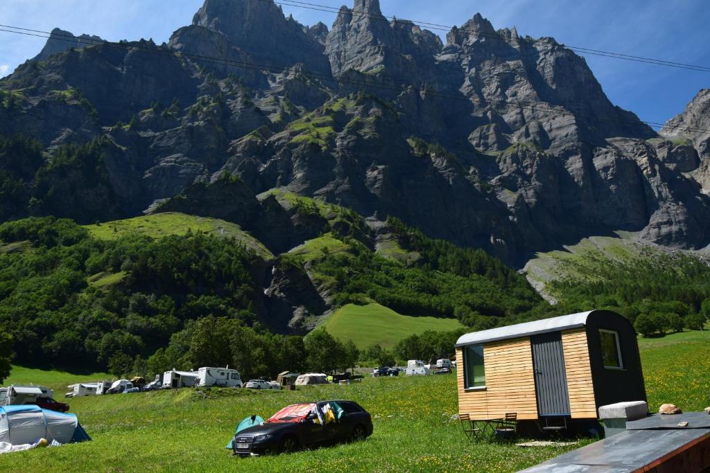 Paesaggio naturale nelle vicinanze del campeggio