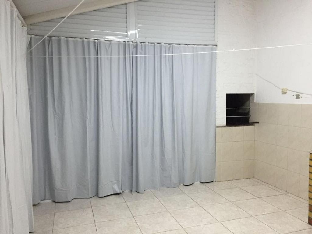  Casa em Bombinhas Praia de Mariscal para 4 pessoas