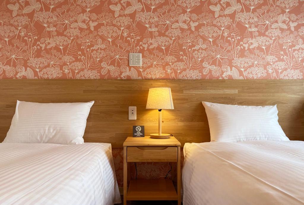 Hotel Hanafuji Inn - Twin Room With Shower(No Housekeeping)