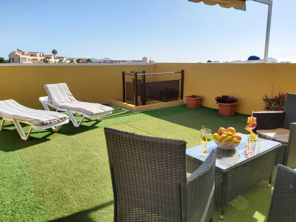 810 Aguamarina apartment in the coast line of Golf del Sur ...