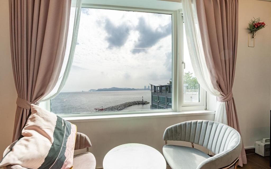 Posezení v ubytování Hotel Hyggelig