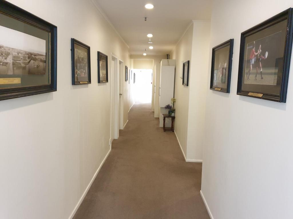 At Eden Park Motel - Resim 12