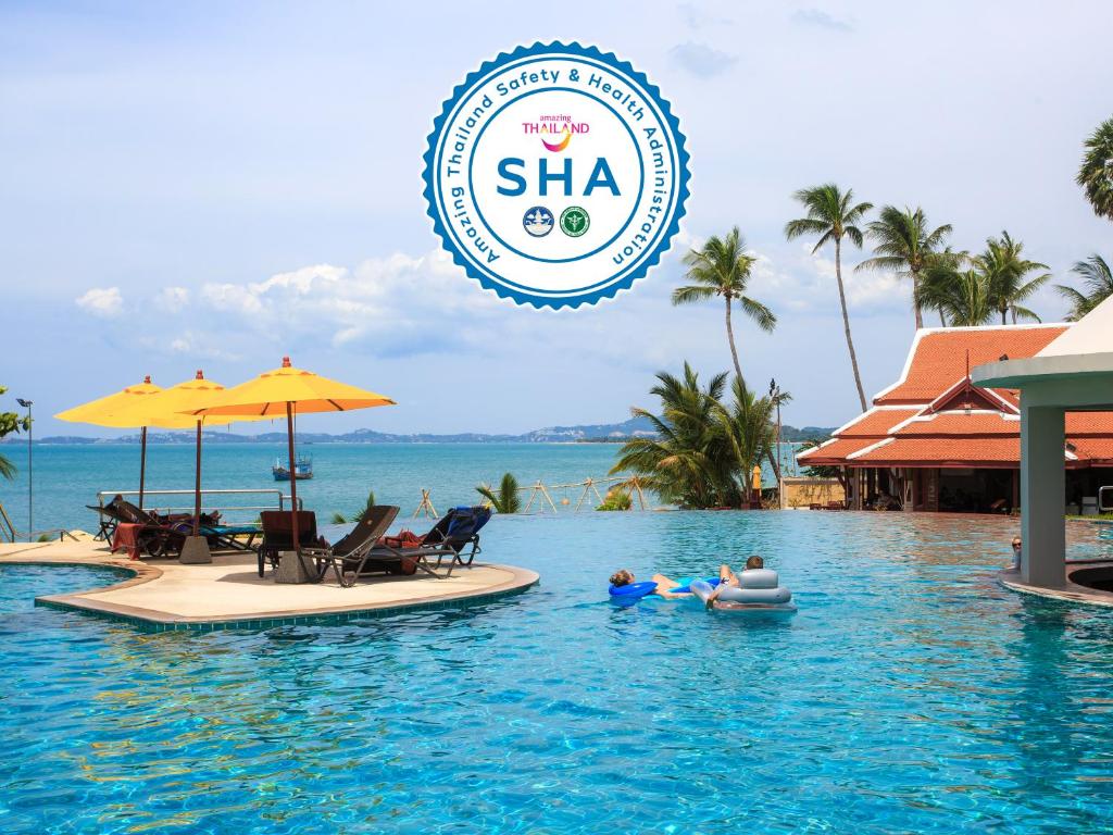 Bazén v ubytování Samui Buri Beach Resort nebo v jeho okolí