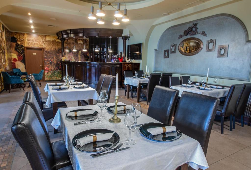 Restaurace v ubytování Hotel Wien