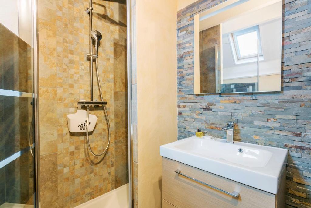 Roissy Appartements - Deluxe Apartment