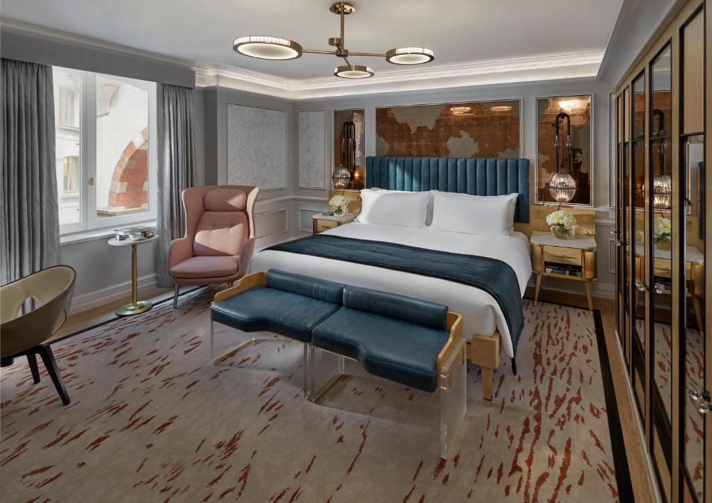 Mandarin Oriental Hyde Park, London - Superior Suite