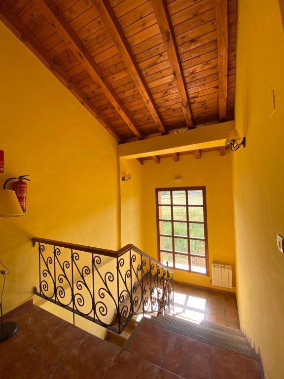 Hotel Hostería de Monzón - Housity