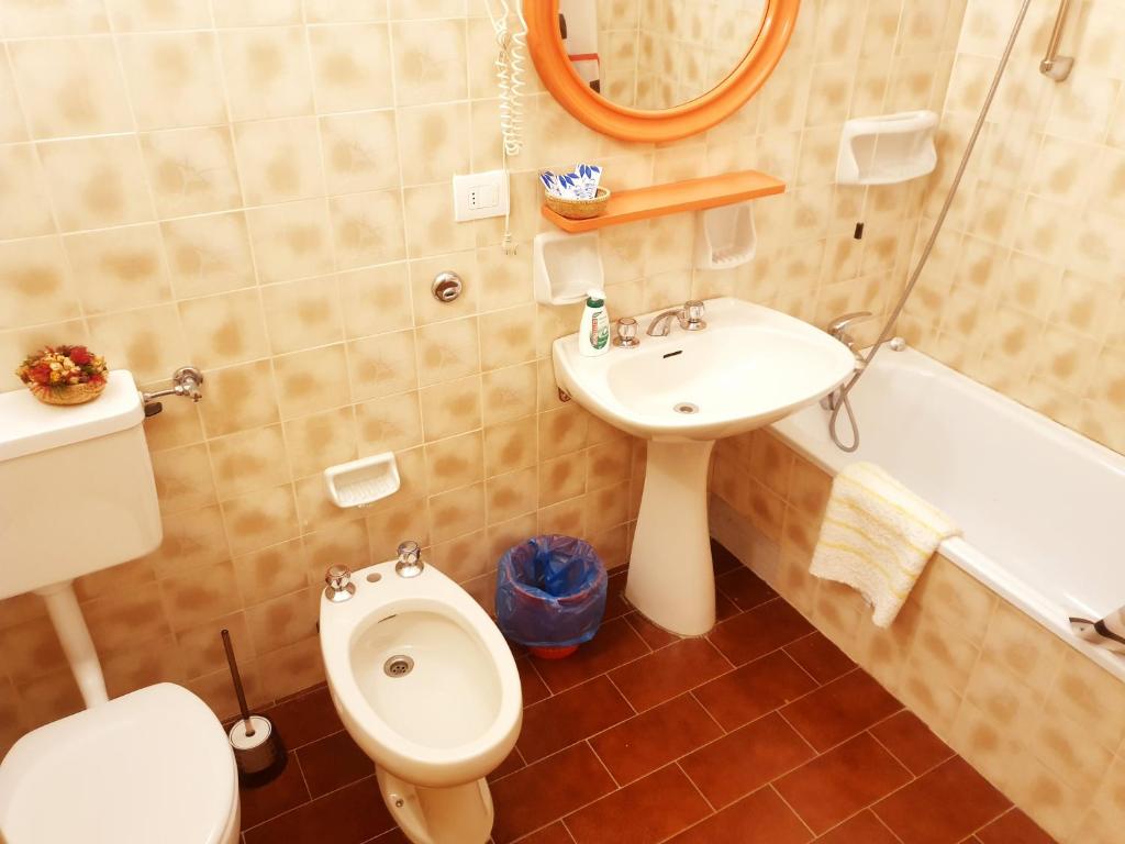 Kúpeľňa v ubytovaní Albergo Trieste