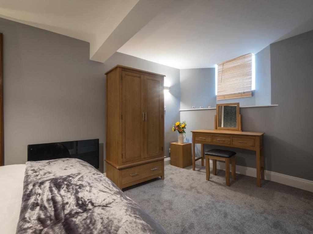 Southernhay Basement Apartment - Superior Appartement