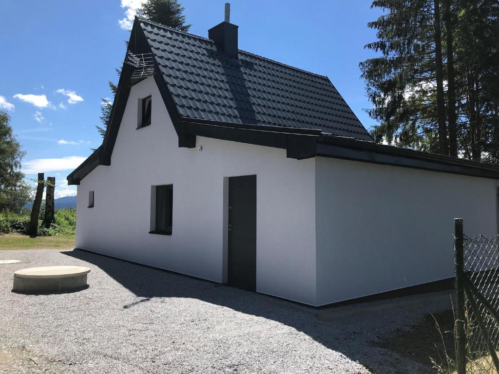 Het gebouw waarin het vakantiehuis zich bevindt