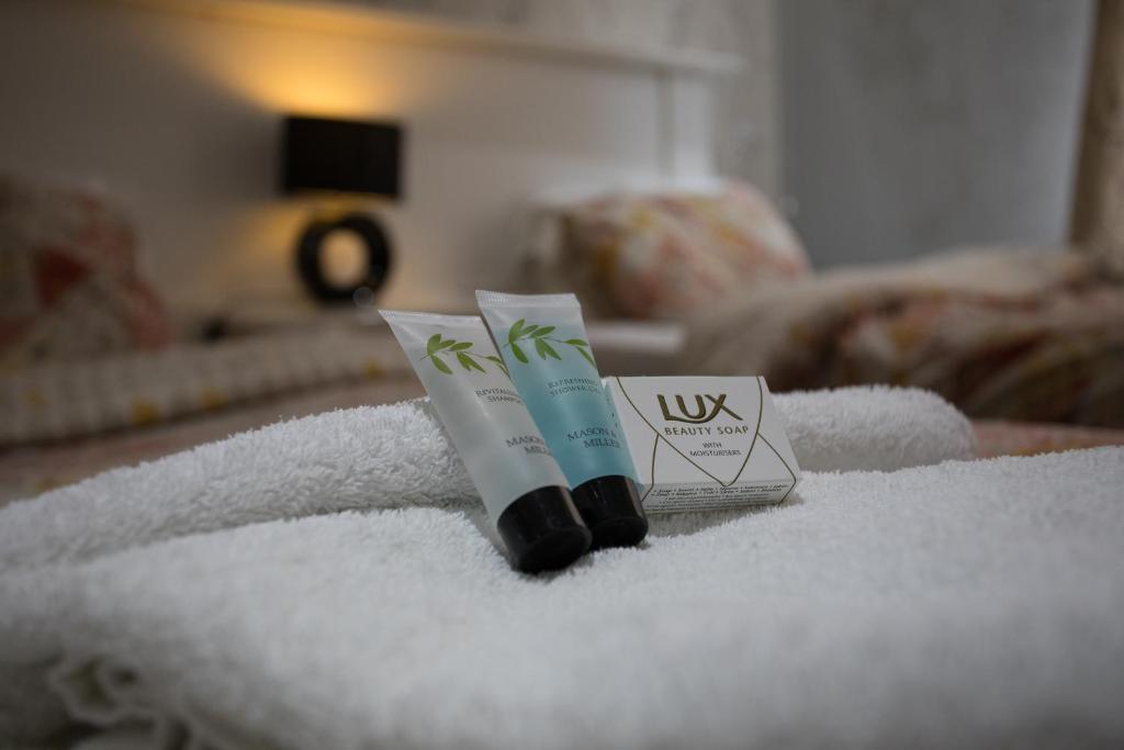 High Bank Hotel - Resim 11