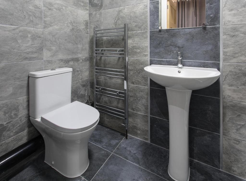 High Bank Hotel - Resim 7