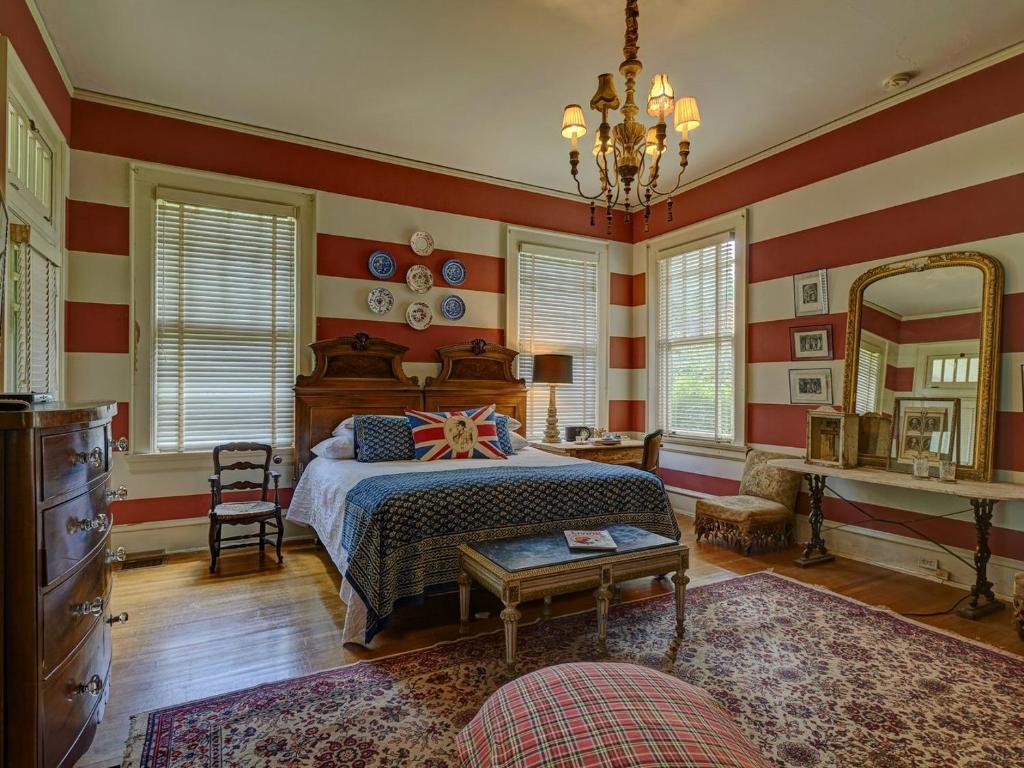 The English Merchant's Inn - Habitación Triple Clásica