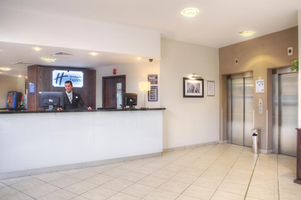Vstupní hala nebo recepce v ubytování Holiday Inn Express - Glasgow - City Ctr Theatreland by IHG