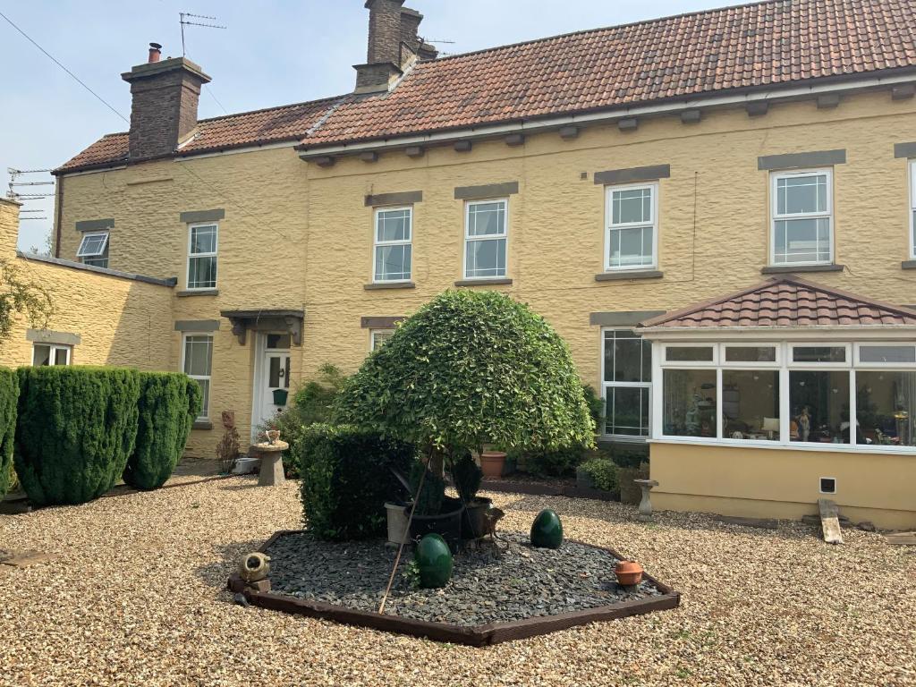 Κήπος έξω από το Old Gloucester Road farm bed and breakfast