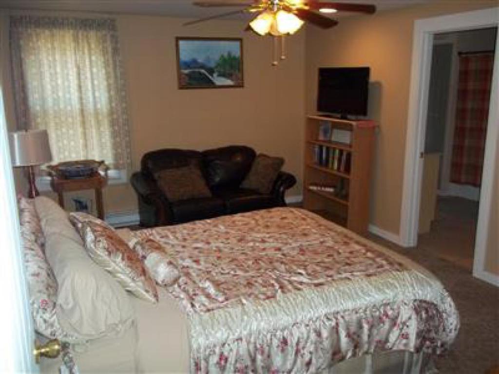 Tin Brook Bed & Breakfast - Chambre Double Avec Salle De Bain Privée
