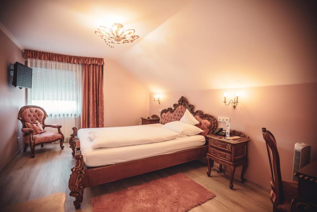 Hotel Zur Heimat - Ihr Weidener Hotel mit hauseigenen Parkplätzen und Wellness - 标准双人间