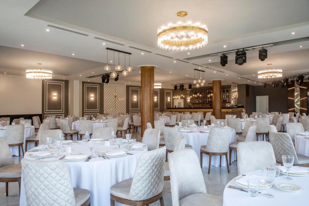 Restaurace v ubytování Villa Mosavali