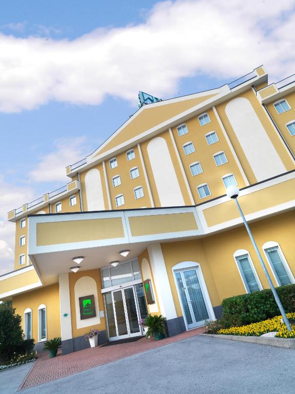 Fotografia z galérie ubytovania Piramidi Hotel v destinácii Torri di Quartesolo