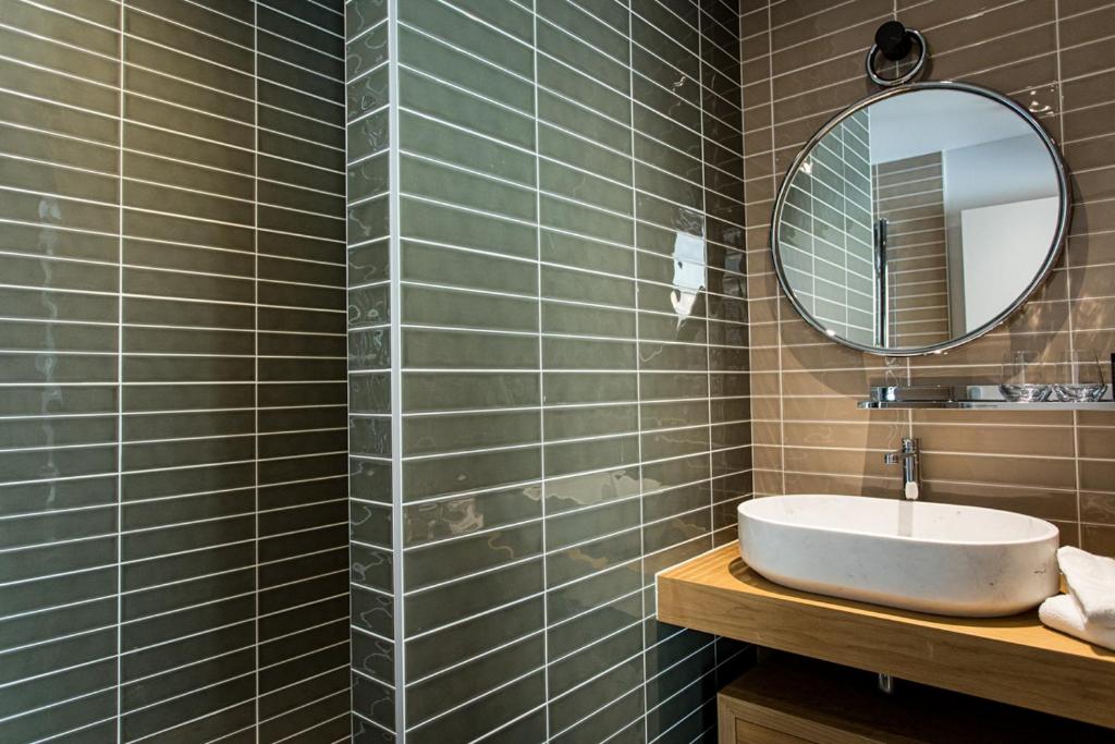 Koupelna v ubytování Hôtel L'Ouvrée