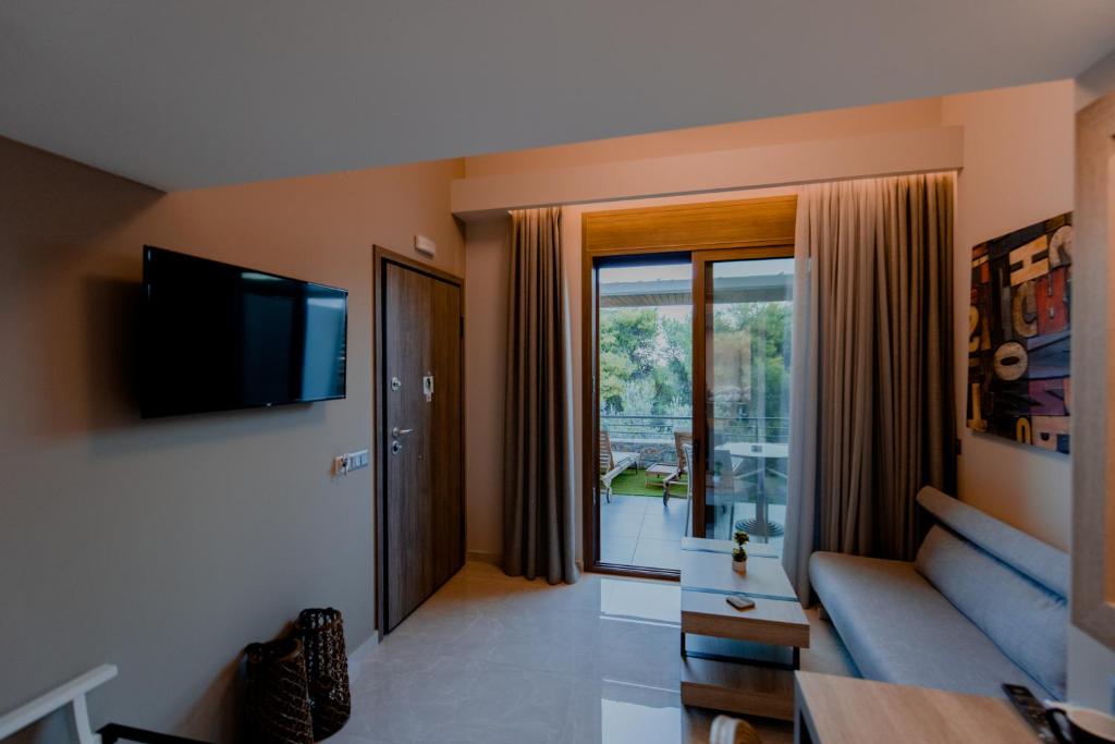 A television and/or entertainment centre at STORK Design Suites