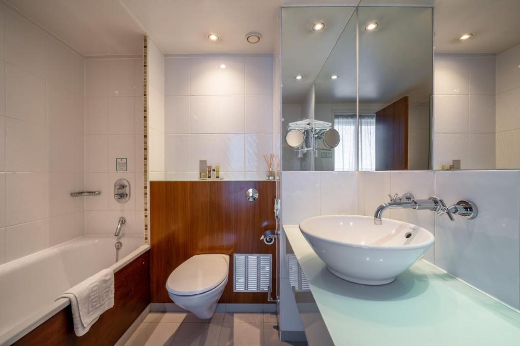Holiday Inn London Camden Lock, an IHG Hotel - Premium King Room
