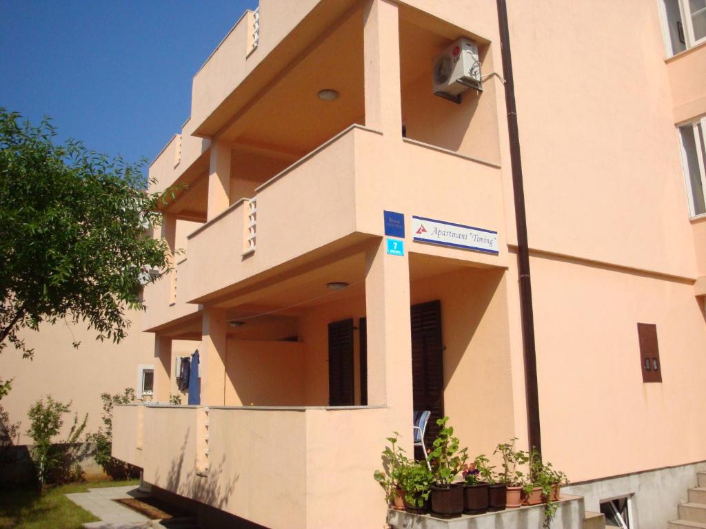 Budova, kde se apartmán nachází