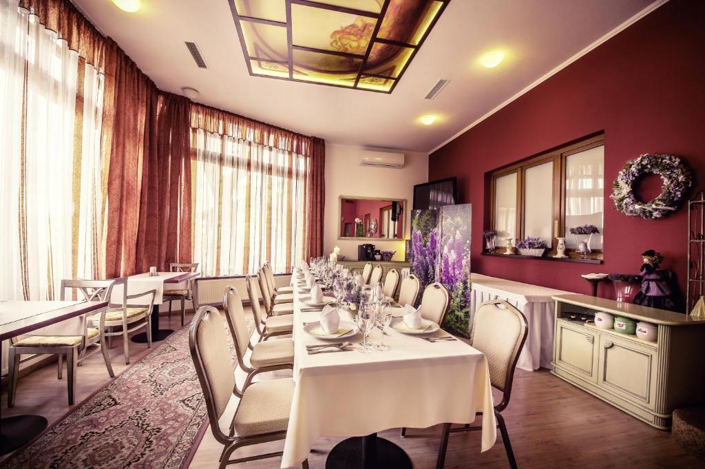 Boutique Hotel Maraton - Resim 42