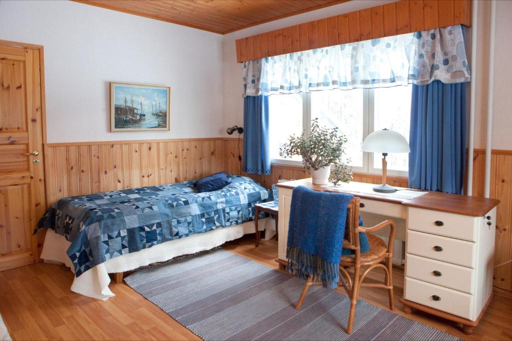 Hotelli Möhkön Rajakartano - Ilomantsi - Large Two-Bedroom Apartment