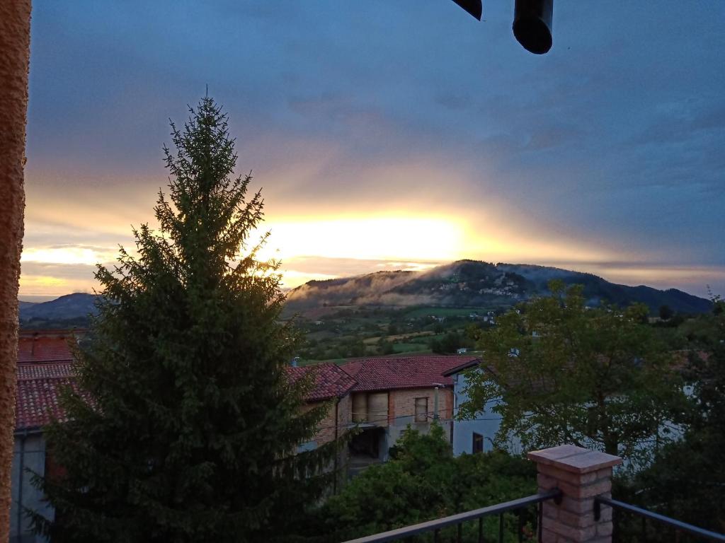 Nespecifikovaný výhled na hory nebo výhled na hory při pohledu z bed and breakfast