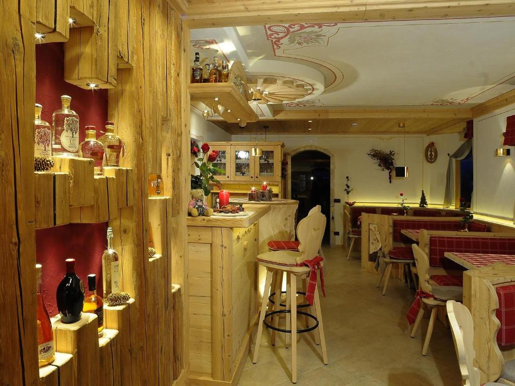 Restaurace v ubytování Hotel Cesa Padon