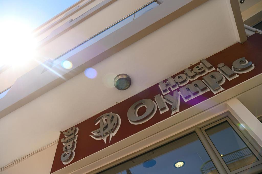 Certifikát, hodnocení, plakát nebo jiný dokument vystavený v ubytování Olympic Hotel