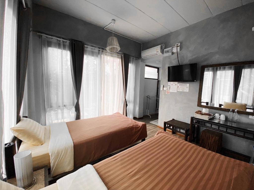 Lamphu House Chiang Mai - SHA Extra Plus Certified - Salle Jumelle De Luxe - Côté De La Piscine