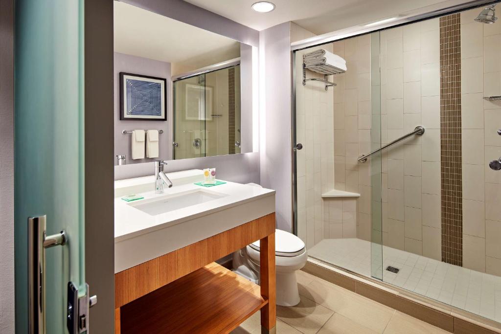 Hyatt Place Los Angeles / LAX / El Segundo - Room King Con Sofá Cama - Piso Alto
