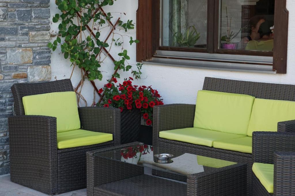 Posezení v ubytování Hotel Ramsaueralm