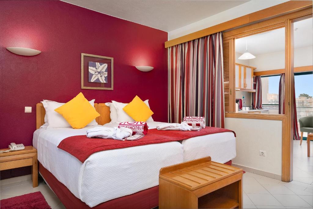 Grand Muthu Forte Da Oura - One-Bedroom Junior Club (2 Adults + 1 Child)