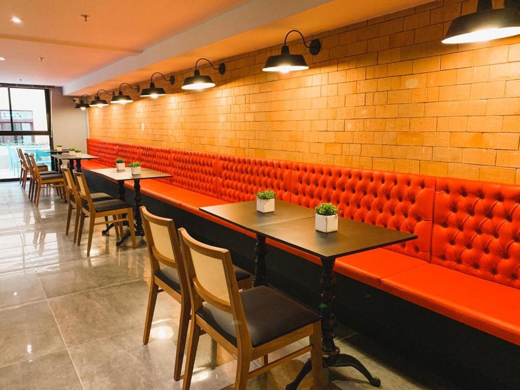  Studio Casa Gaya - Aconchegante studio no centro de Curitiba com coworking
